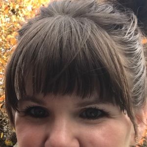 Meet your Posher, Allyson